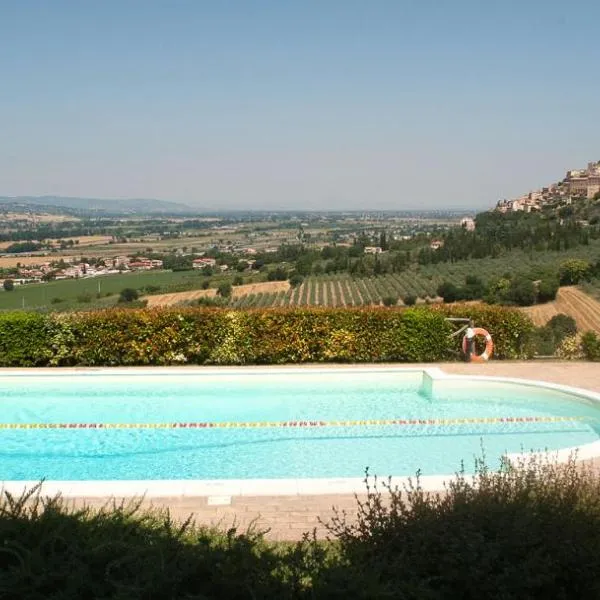 Agriturismo Fiordaliso, hotel din Trevi