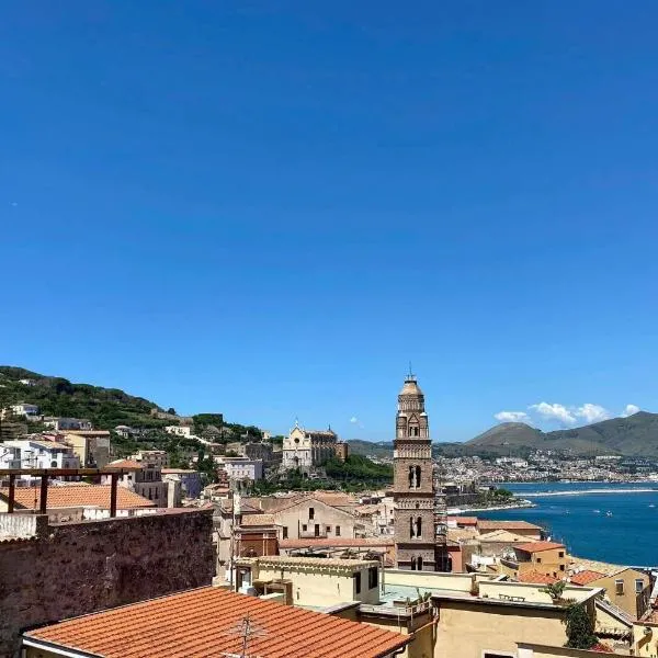 Santa Lucia B&B โรงแรมในกาเอตา