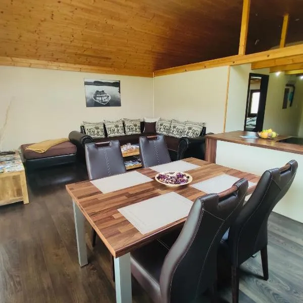 Grand Spa Holiday Home, hotel v destinaci Sklené Teplice