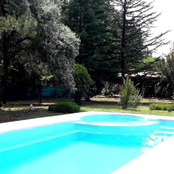 Casa Rural entre Bodegas y Viñedos ' El Jarillal", hotel in Eugenio Bustos