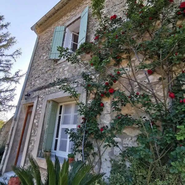 Mas de Férigoulet -"La Rose des Vents"& Univers enfants "Lou Pitchoun", hotel v destinaci Orgon
