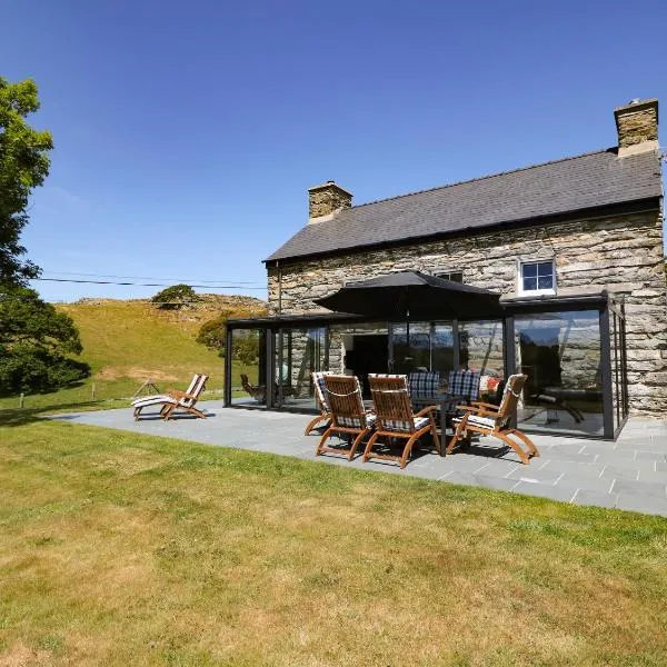 Garth Morthin The Farmhouse, khách sạn ở Porthmadog