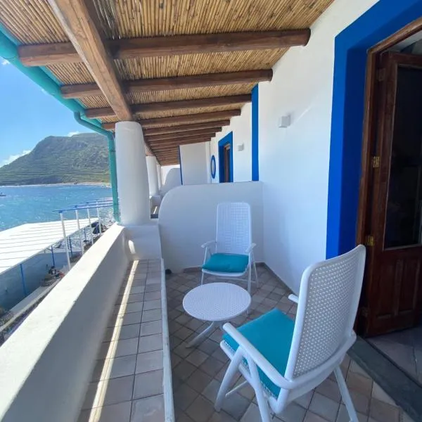 Da Nino sul mare Filicudi, hotel in Filicudi