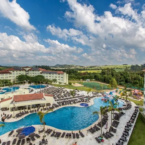 Tauá Hotel & Convention Atibaia, готель у місті Жаріну