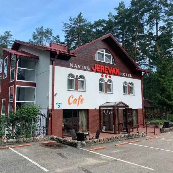 Hotel Jerevan, hotel in Merkinė