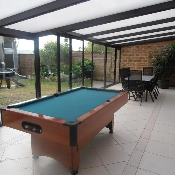 Gîte des Corneilles, hotel di Maubert-Fontaine