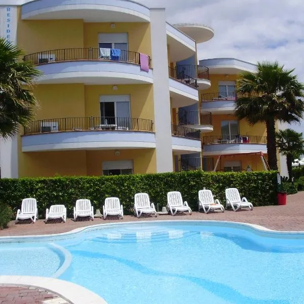 Residence Il Triangolo, hotel in Roseto degli Abruzzi