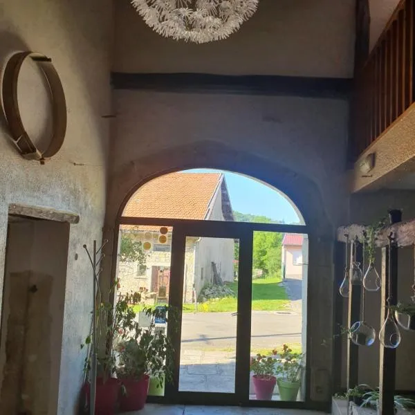 La Bergerie Crenantine, hotel v destinácii Crenans