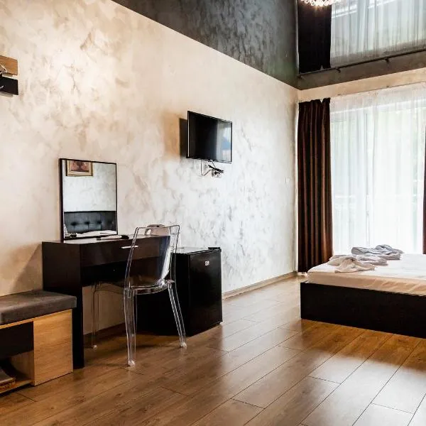 family hotel - City hotel yambol: Simeonovo şehrinde bir otel