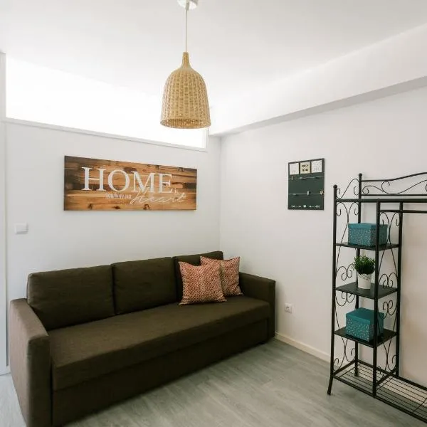PortoVivo Quental Apartamento, hotel v Portu