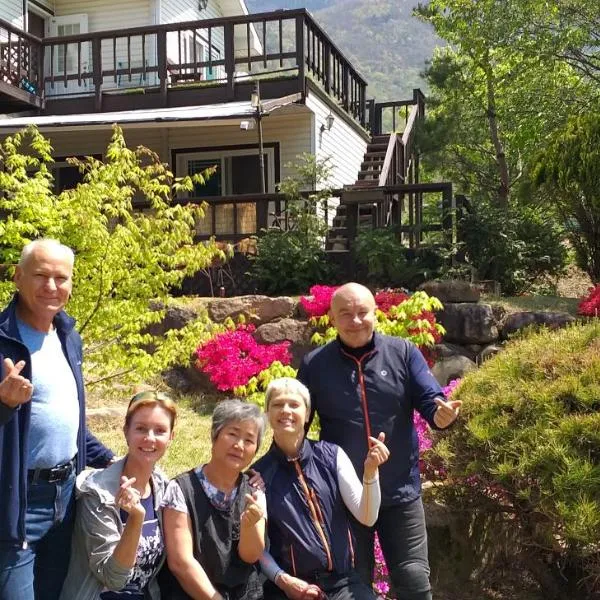 Chamjoeun Pension, hotel v destinaci Čečchon
