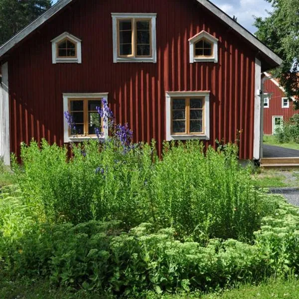 Bli en del av Vråka by, hotel v destinaci Edsbruk
