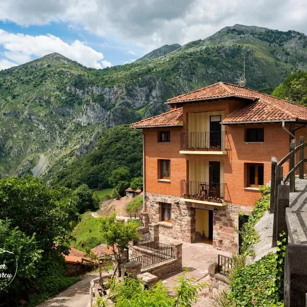 El Mirador de Jozarcu, hotel in Navedo