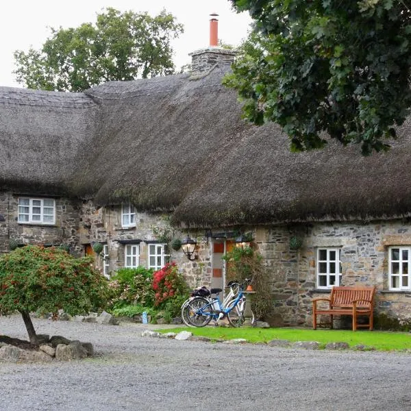 Bearslake Inn, hotel a Lewdown