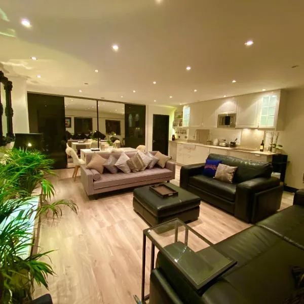 바넷에 위치한 호텔 Cockfosters executive Mews