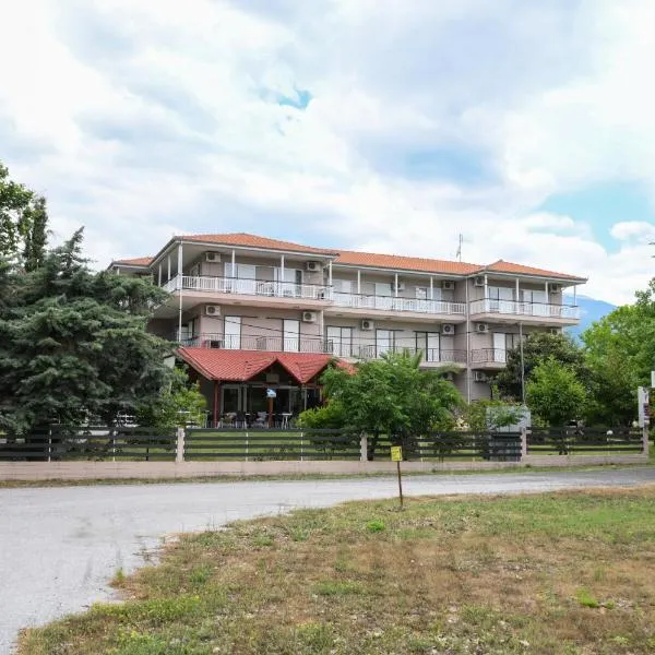 Hotel Geromichalos, hotel a Paralía Skotínis