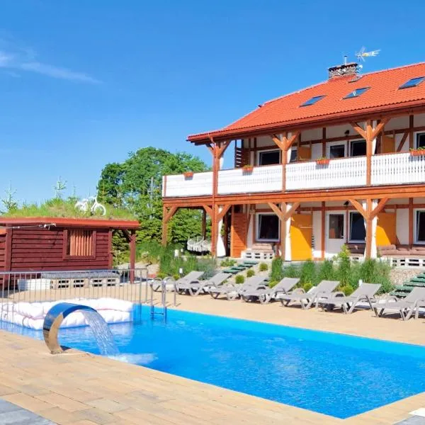 Złociste Zacisze – hotel w mieście Bobolin