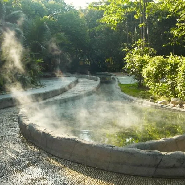 Hotel Felda Residence Hot Springs, hotel en Sungkai