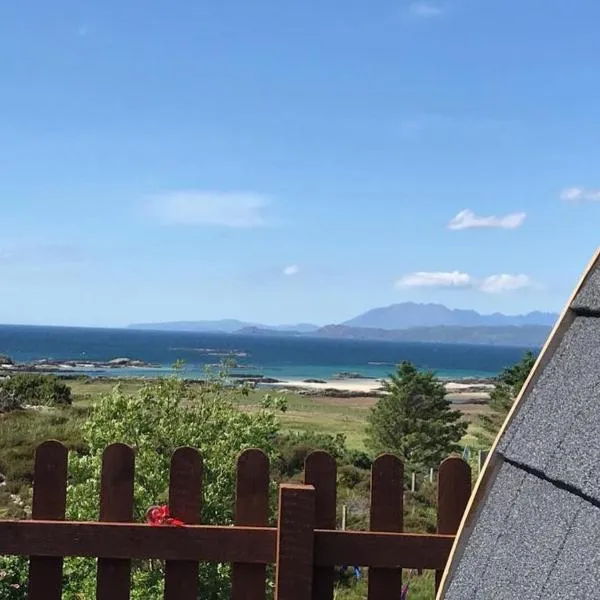 Arisaig Pods, hotel in Lochailort