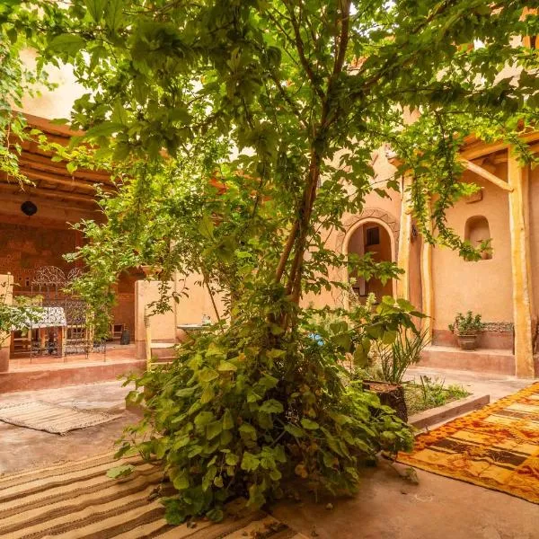 Dar Essalama Dades, Hotel in Akhendachou nʼAït Ouffi