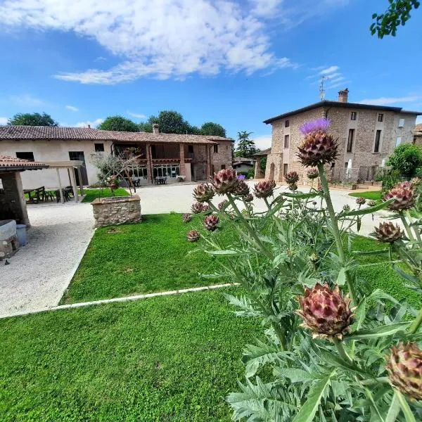 Corte Davini Agriturismo, hotel in Monzambano