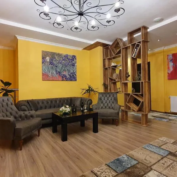 Hotel Soft, hotel in Batumi