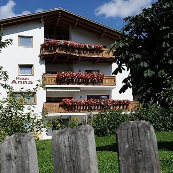 Haus Anna B&B, hotel v destinaci San Valentino alla Muta