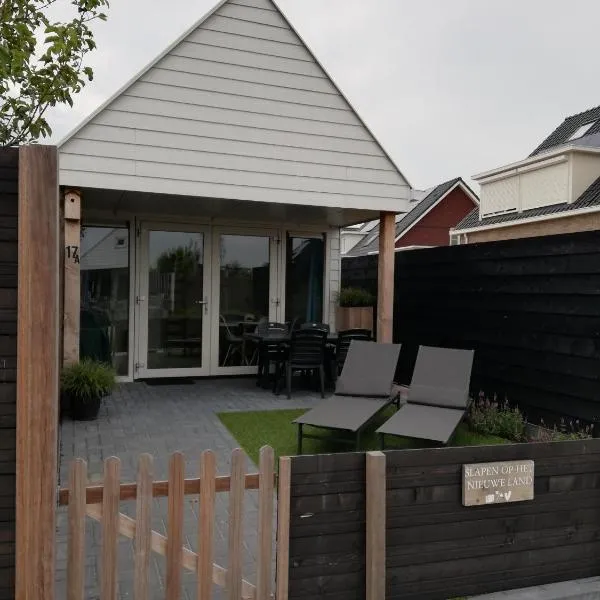 Slapen op het Nieuwe Land, hotelli kohteessa Zoutelande