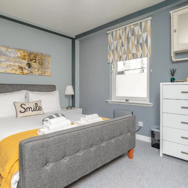 Historic Location, Private Parking, Ground Floor Luxury Flat, ξενοδοχείο στο Αμπερντίν