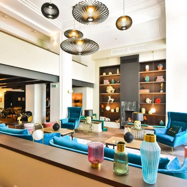 Hôtel La Villa Port d'Antibes & Spa, hotel v destinácii Antibes
