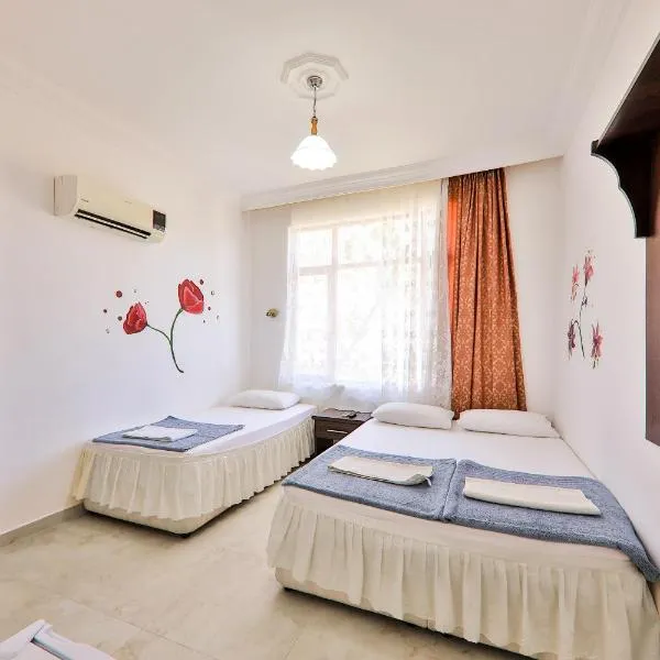 Santosa Pension, hotel in Kas