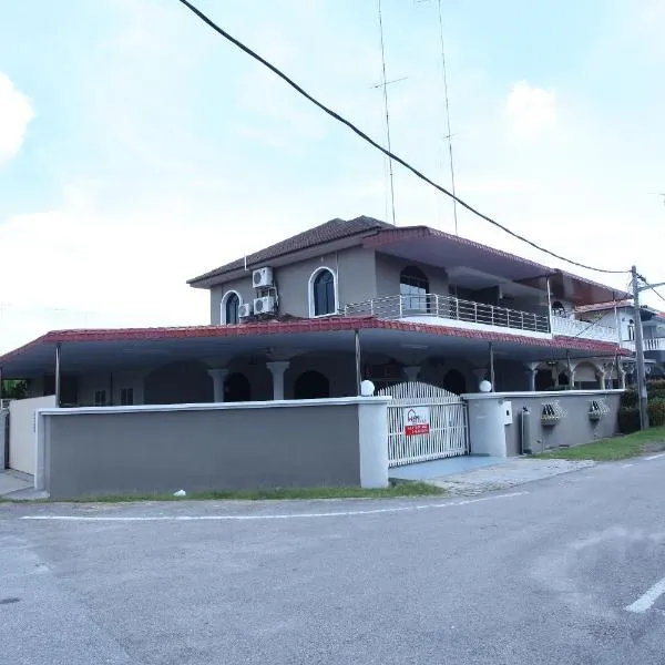 WARNI 48 Whole Or Room, hotel din Muar