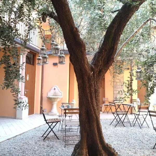 Ca' due Olivi, Hotel in Toscolano-Maderno