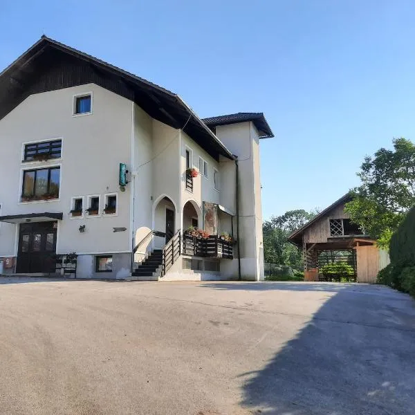 Tourist Farm Lavrič, hotel di Vodice