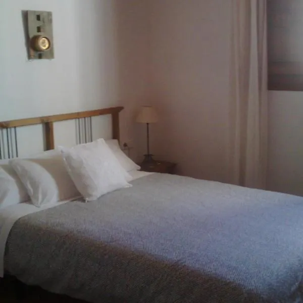 Apartamento rural en Gátova, hotel i Olocau