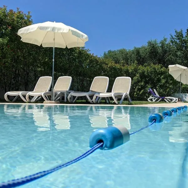 Residence Corte del Bosco, hotel u gradu Garda