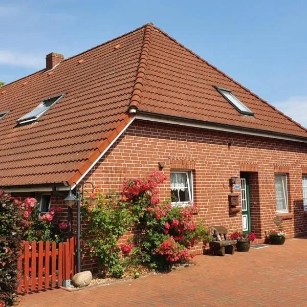 Gästehaus Hoofdmann Ferienwohnungen, hotel in Upgant-Schott
