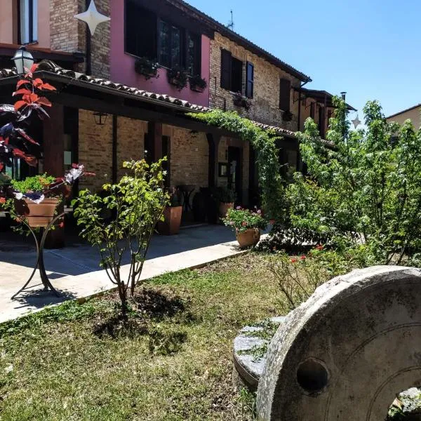 친골리에 위치한 호텔 Agriturismo La Corte Sul Lago