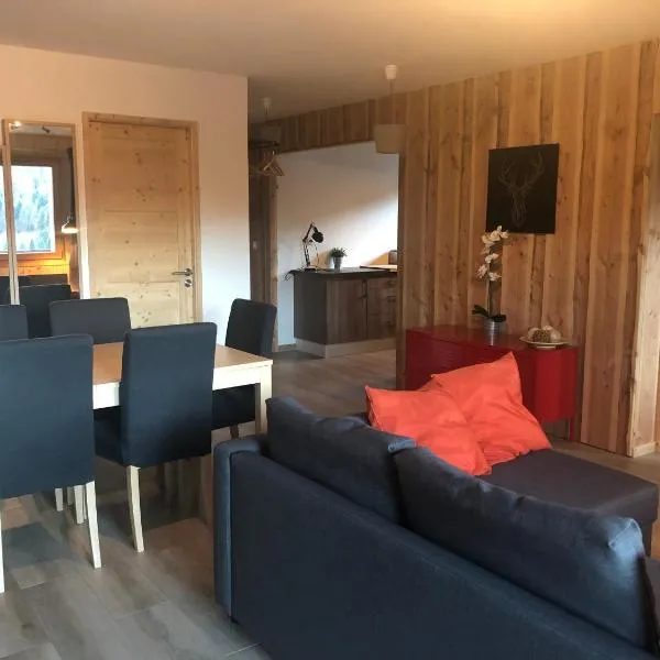 Vue Panoramique - 800m pistes Hohneck - Wifi - classé 3 étoiles, hotel en La Bresse