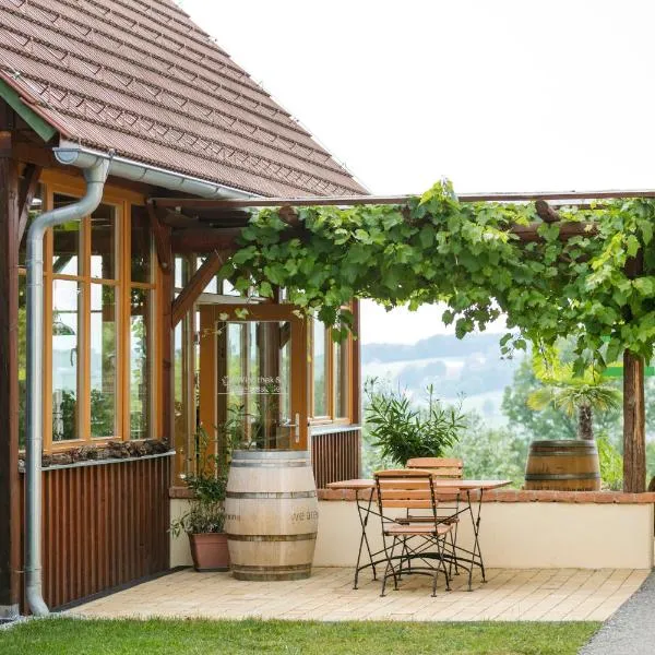 JUFA Hotel Tieschen, hotel a Tieschen