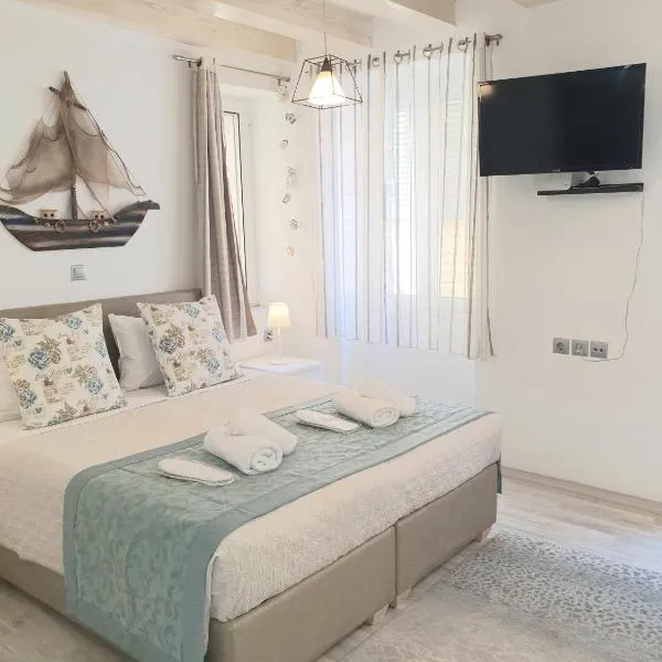 Helens Apartment, מלון בקורפו