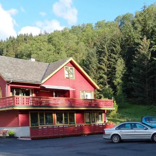 Kvamsdal Pensjonat 3, hotel Eidfjordban