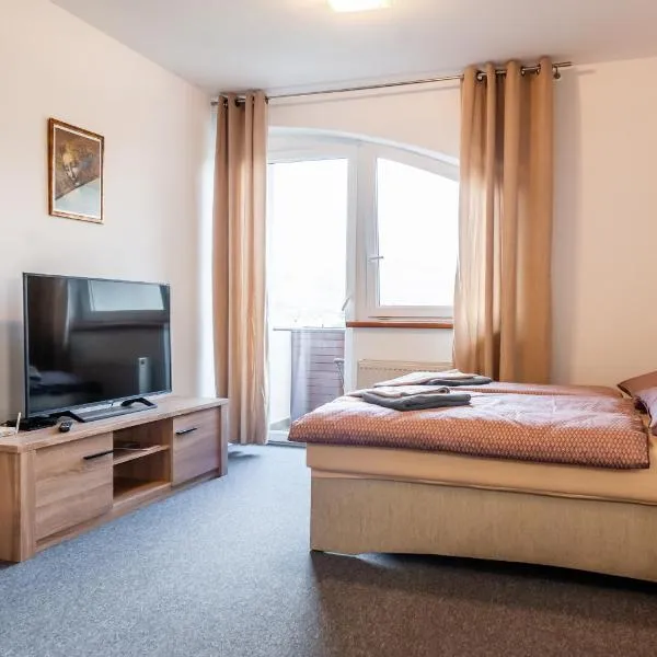 Apartmány Summit, hotel v Bešeňové