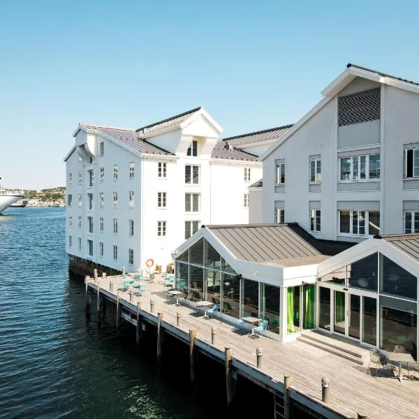 Thon Hotel Kristiansund, hotel in Karvåg