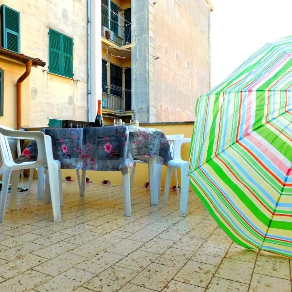 Terrazza attrezzata, hótel í Levanto