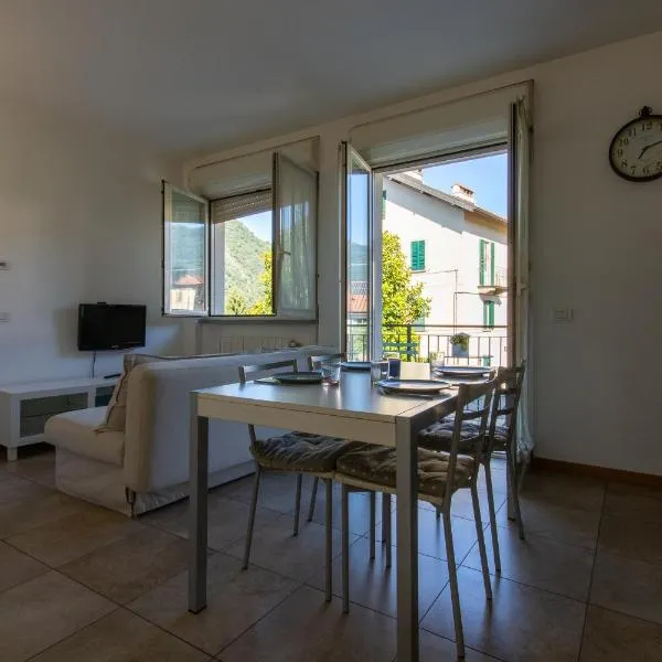 Cozy Apartment Mati Lago Maggiore, hotel v destinaci Verbania