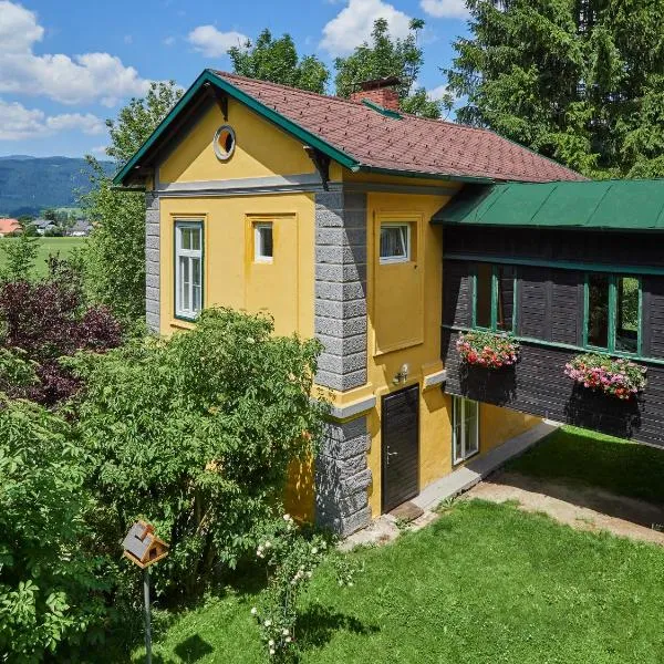 Ferienhaus Krieglach, hotel v destinaci Krieglach