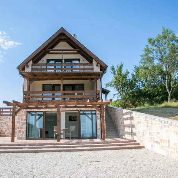 Kardos Villa, hotel in Szigliget