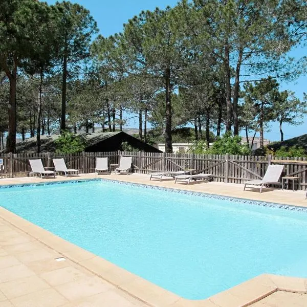 Holiday Home Chalet 2 pers by Interhome, hotel in Calvi
