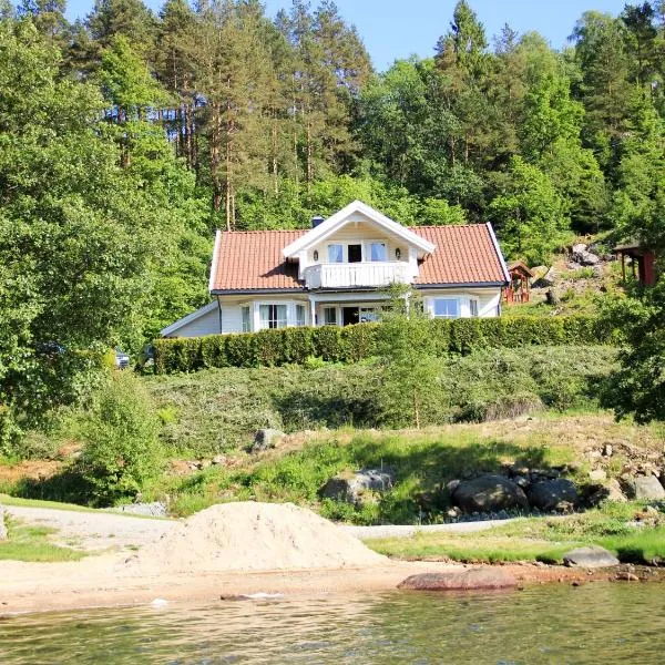Holiday Home Naudøyna by Interhome、リュングダールのホテル